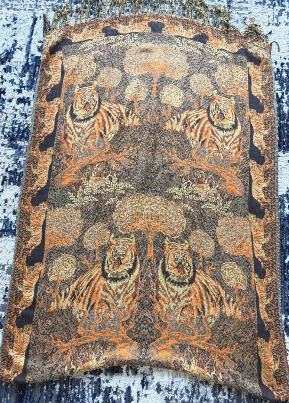 Vtg Kashmiri Jamawar Shawl Wrap Kuwait Saree House Shikargah Tiger Motif 26X76